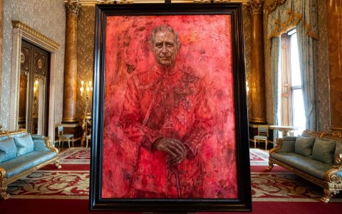 El cuadro mide 2,59 metros de alto por 1,98 metros de ancho y la técnica empleada es óleo.