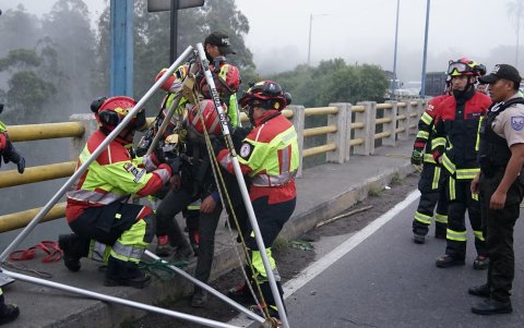 En la emergencia participaron 10 bomberos