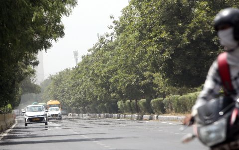 A las altas temperaturas se suma la alerta por la escasez de agua, que este 29 de mayo de 2024 movió al Gobierno capitalino a imponer restricciones a su suministro.