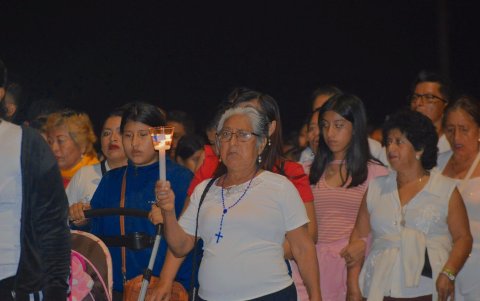 Con una caminata feligreses celebraron la designación otorgada por la Arquidiócesis de Santa Elena