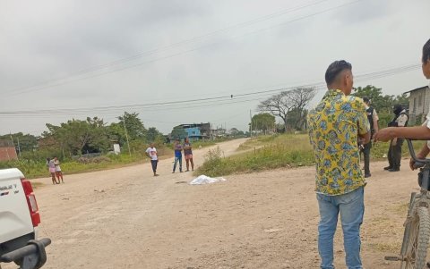 Escena. En la cooperativa Unidos Venceremos, ubicada en el cantón Durán, fue asesinado el adolescente de 17 años, Denny Aguirre.