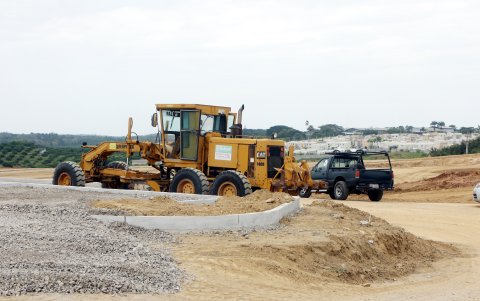 La ciudad seguirá creciendo hacia el oeste, sin regulaciones que impidan que ese extensión sea desordenada.