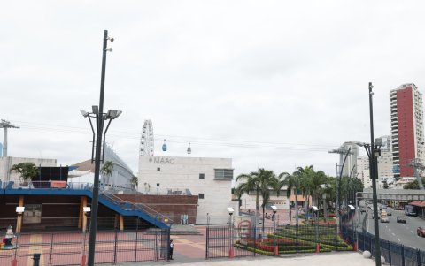Vista del MAAC desde el lado de Las Peñas.