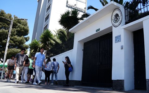 Para los consultados, la incursión a la Embajada de México en Quito es una muestra de que las decisiones del Gobierno responder a una improvisación.