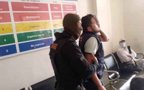 El funcionario fue llevado a una casa de salud. Se evalúa si será operado.