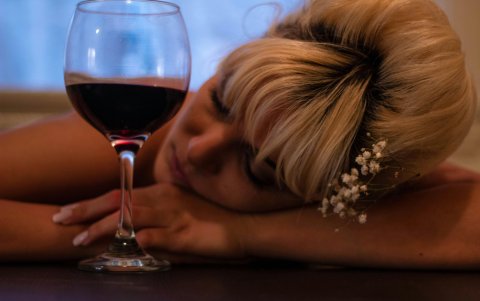 El efecto secundario más frecuente fue la aparición de problemas estomacales leves. Referencial.