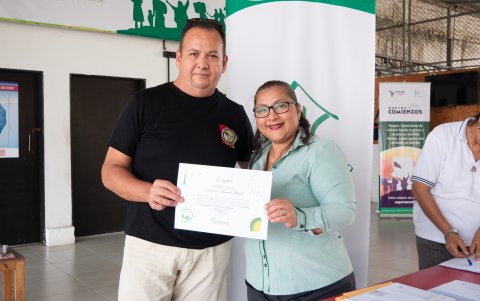 Desarrollan capacitaciones para brindar herramientas que permitan mejorar la proyección económica.