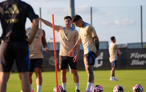 Enzo Fernández ya entrena con la selección de Argentina.