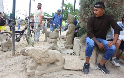 Los mineros del cerro El Tablazo en Santa Elena no pueden trabajar en paz