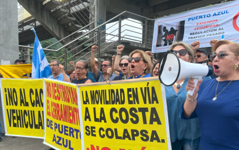 En Puerto Azul se realizó otra manifestación pacífica