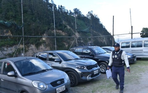 Parqueaderos de borde. La Epmmop ofrece espacios en El Condado, Zámbiza y Cuscungo para quienes tienen restricción y necesitan acercarse con su auto a la zona urbana.