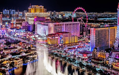 Foto nocturna de Las Vegas, sede del segundo partido de Ecuador