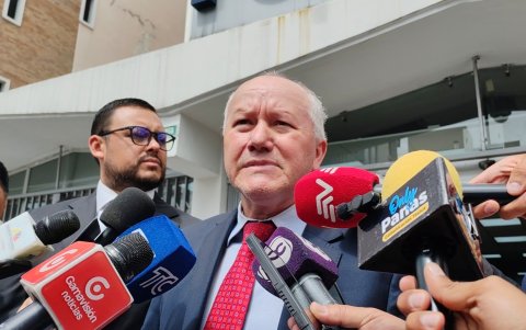 El juez del Tribunal Contencioso Electoral (TCE), Ángel Torres.