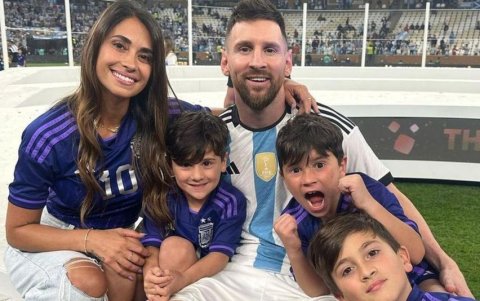 Antonela Roccuzzo alentará juntos a sus hijos a Lionel Messi.