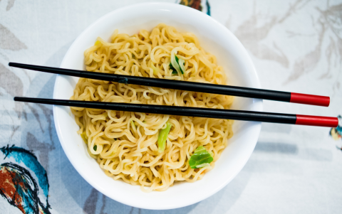 Estos son las ventajas y desventajas de comer fideos instantáneos diariamente