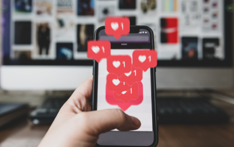 El orbiting se manifiesta en redes sin necesidad de una interacción física.