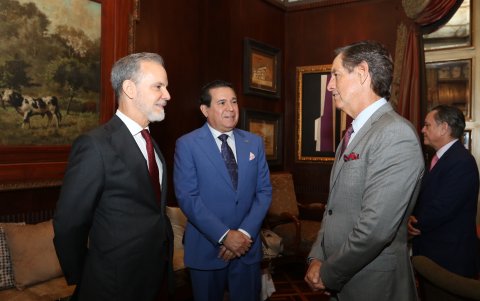 Francisco Nugué, Juan Carlos Argenzio y Luis Alberto Salvador.