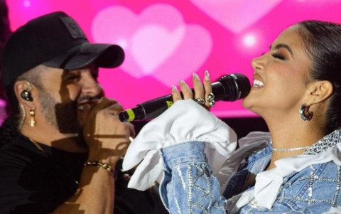 Dayanara y Nelson Velásquez durante su concierto en Mushuc Runa.