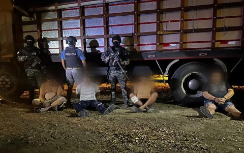 Los detenidas son tres ecuatorianos con antecedentes por robo y un venezolano.