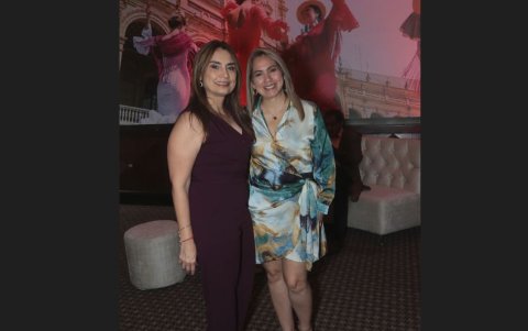 María Teresa Palacios y Diana León