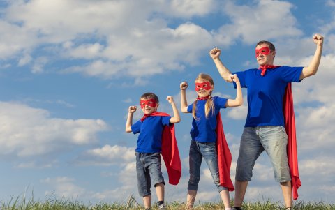 El democrático empodera, sabe poner límites y ofrece cariño a sus pequeños