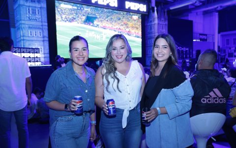 Fergie Aguirre, Jessica Carchi y Susana Aragón.