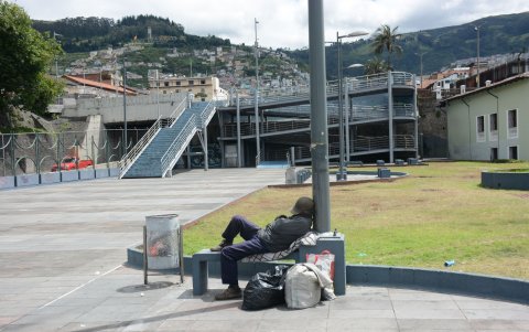 Abandono. El Bulevar 24 de Mayo ha sido tomado por los habitantes de calle.