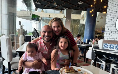 Dimas, junto con los suyos.