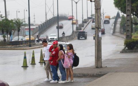 Familias salieron desde temprano para celebrar el día del Padre.