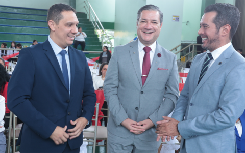 Hugo Aragón, Isaac Caicedo y Miguel Ángel Abad.