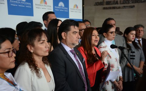 La bancada correísta también rechazó que se relacione a Glas entre los autores intelectuales del asesinato de Fernando Villaviencio.