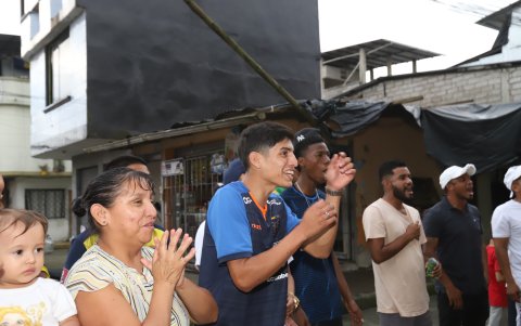 Grandes y chicos se dieron cita para apoyar a la selección.