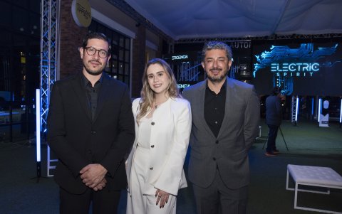 Iván Viteri, Daniela Armijos y Sebastián Palacios