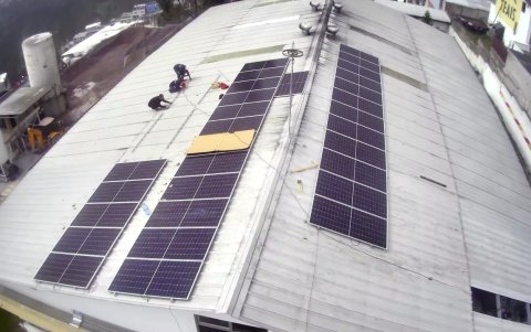 El proceso puede tomar varios meses, según la disponibilidad del personal de la empresa eléctrica.