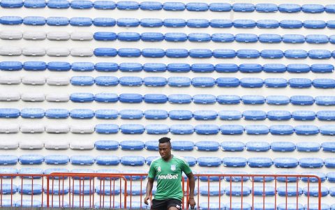 Bryan Carabalí se mantenía entrenando con Emelec hasta definir su futuro