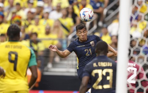 El mediocampista ecuatoriano Alan Franco también es jugador de la Tri.