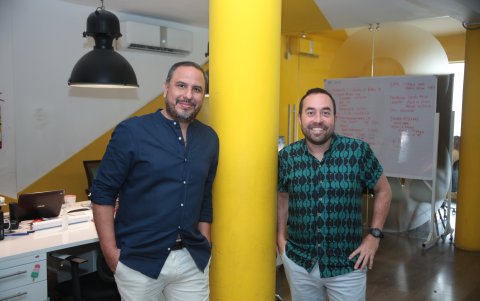 Empezaron como un equipo de tres personas y en la actualidad han podido generar empleo a 137 colaboradores en Guayaquil y 21 en Quito.