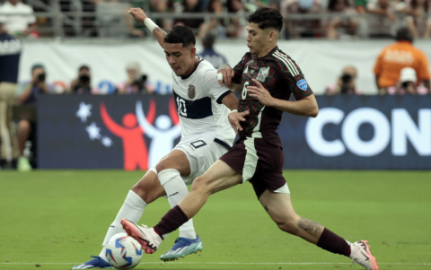 Ecuador empató 0-0 con México.