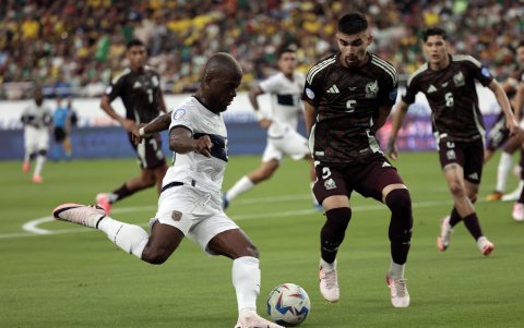 Enner Valencia goleador y capitán de Ecuador.