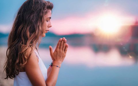 Los meditadores más experimentados a menudo practican durante 30 minutos o más al día.