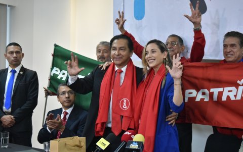 Andrea González Nader aclaró que Lucio Gutiérrez, líder del Sociedad Patriótica, no sería su candidato a la Vicepresidencia. Gutiérrez buscará reelegirse como asambleísta.