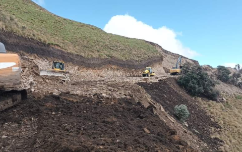 La nueva carretera tendrá 12 metros de ancho y se construirá en dos rutas.