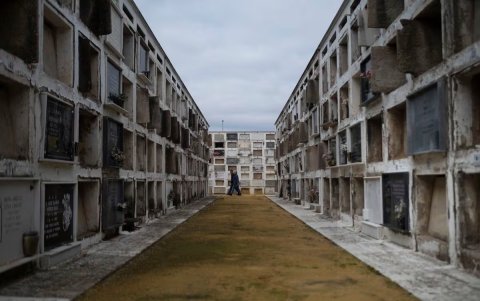 Sevilla. Un área del cementerio de San Fernando, en esta ciudad española, en un día de pocas visitas.