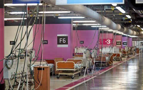 Las plantas menos 2 y menos 3 albergarán a los pacientes, incluyendo un espacio para pacientes de cuidados intensivos y quirófanos.