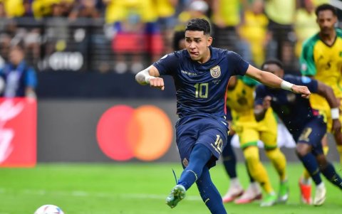 Kendry Páez anotó su primer gol en Copa América ante Jamaica