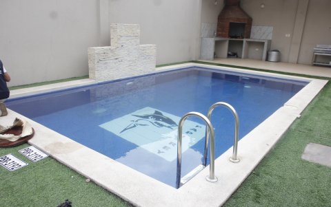Piscina hallada en una vivienda del Guasmo Sur, en el sur de Guayaquil.