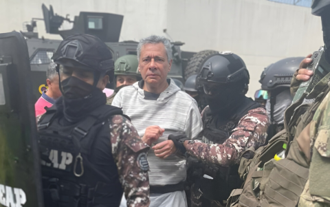 Jorge Glas fue detenido en medio de un considerado despliegue policial y militar el 5 de abril de 2024.