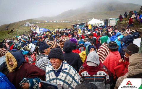 Poblaciones movilizadas para participar de minga vial, en Tungurahua.