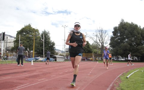 Rosalba Chacha culminó la fase de entrenamiento en Quito y seguirá la preparación en París.