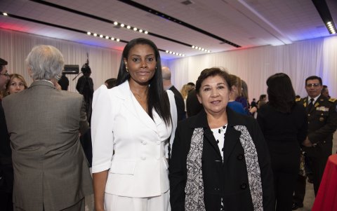 Diana Salazar y Patricia Carranco.